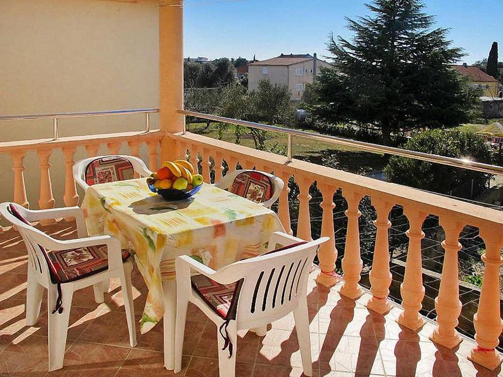 Nives Apartmani Pakoštane Buitenkant foto