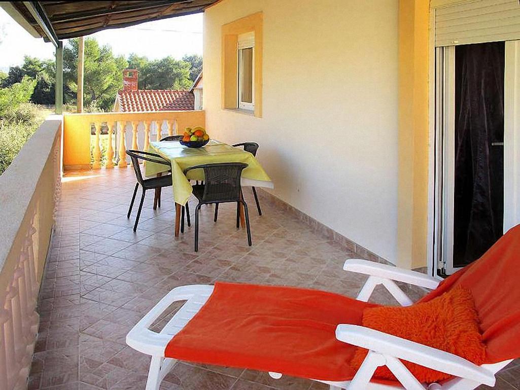 Nives Apartmani Pakoštane Buitenkant foto